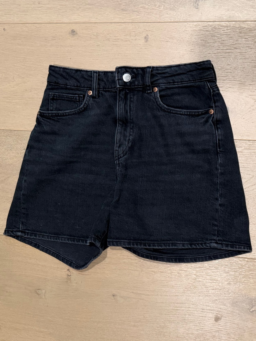 H&M black Denim Shorts